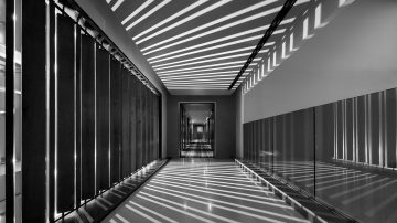צלם האדריכלות אסף פינצ'וק מציג בתערוכה של LEGIT המוצגת בהרצליה