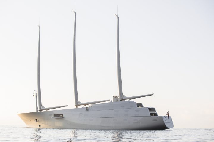 יאכטה, פיליפ סטארק, מעצב על, Sailing Yacht A, phillipe starck, Guillaume Plisson