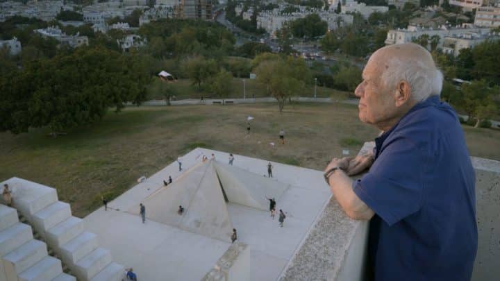 דני קרוון, אמן ישראלי, הכיכר הלבנה