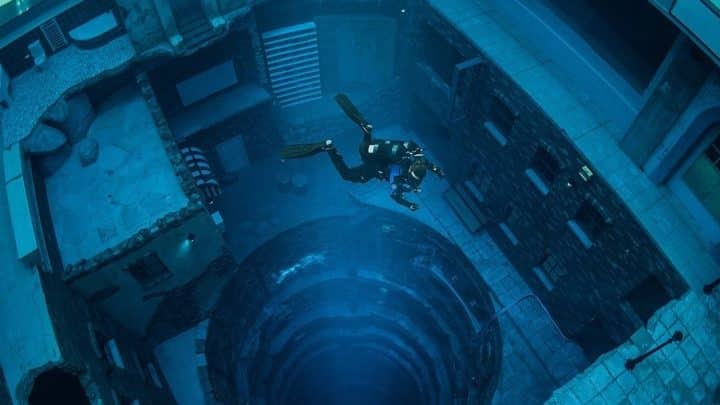 בריכה דובאי, הבריכה העמוקה בעולם, deep dive dubai